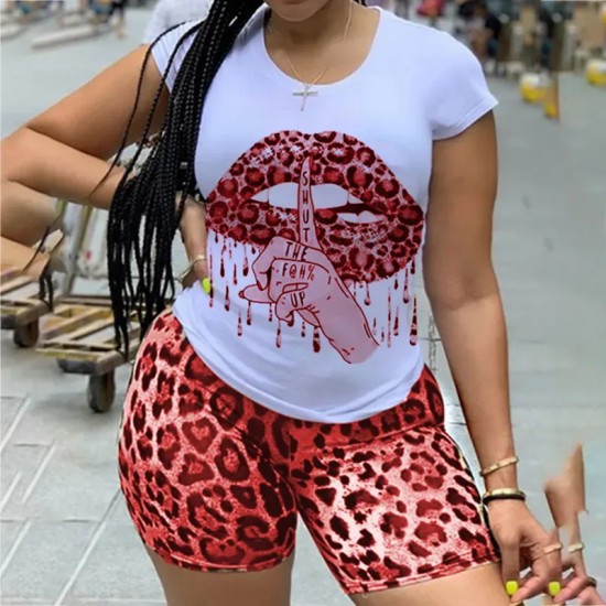 Plus Size Women Casual Lip Graphic Printed Round Neck Short Sleeves Top And Leopard Shorts Two Piece Set